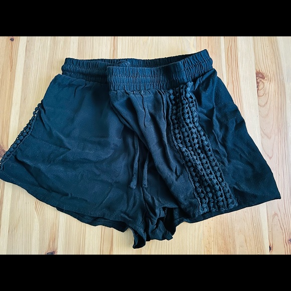 Brand New black shorts w embroidered on side XS - Picture 2 of 2